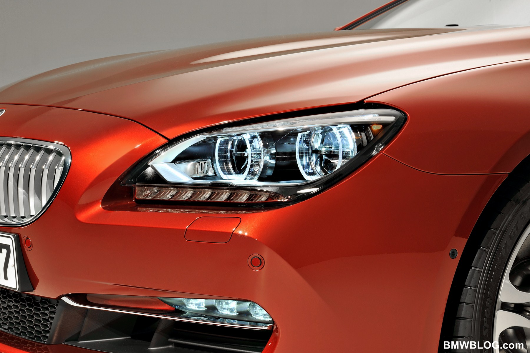 "Dynamic Light Spot" BMW innovations in vehicle lights
