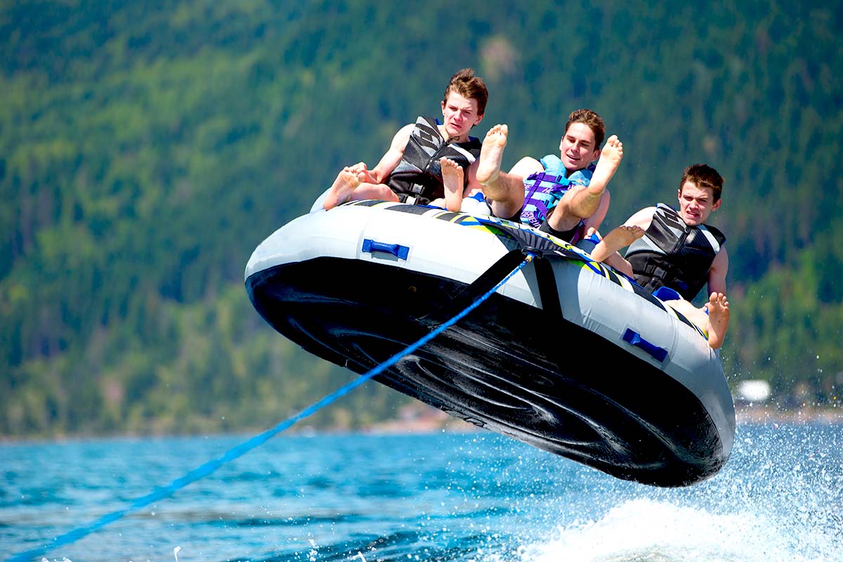10 Fun Things to Do While Boating All Day