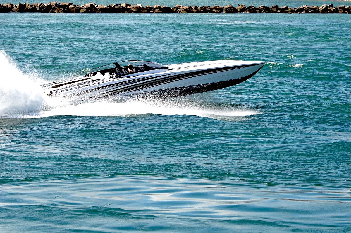 Performance Boats Pros and Cons