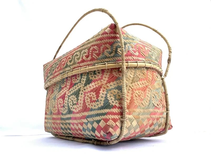 TRADITIONAL HANDBAG BAG DAYAK From Natural Rattan TREE SKIN