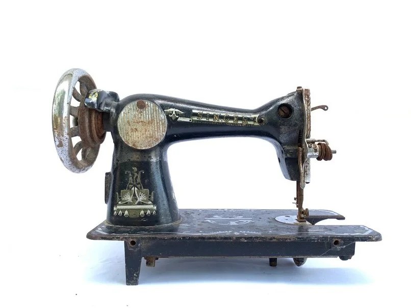 SEWING MACHINE VINTAGE Model 15NL Singer ISMACS Textile Stitch