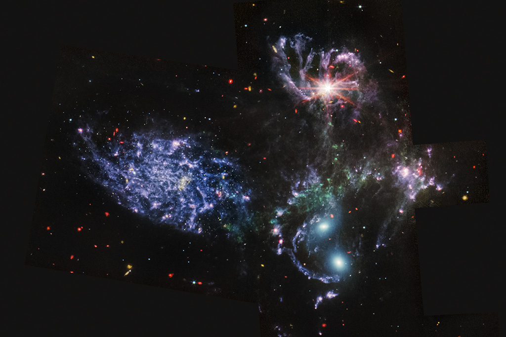 Free James Webb wallpaper pack to celebrate its first images — Born