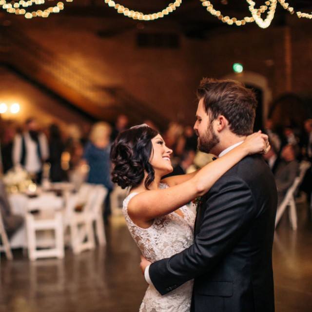 Events News Kari Jobe Expresses Gratitude This Thanksgiving Weekend