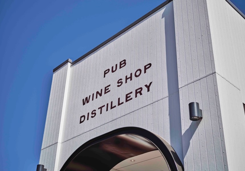 Busselton Pavilion Brings an ExVasse Felix Chef's Elevated Pub Fare to