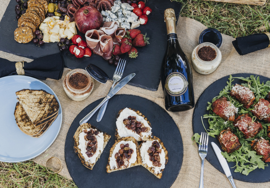 What to Serve (and How) At an Italian Summer Picnic