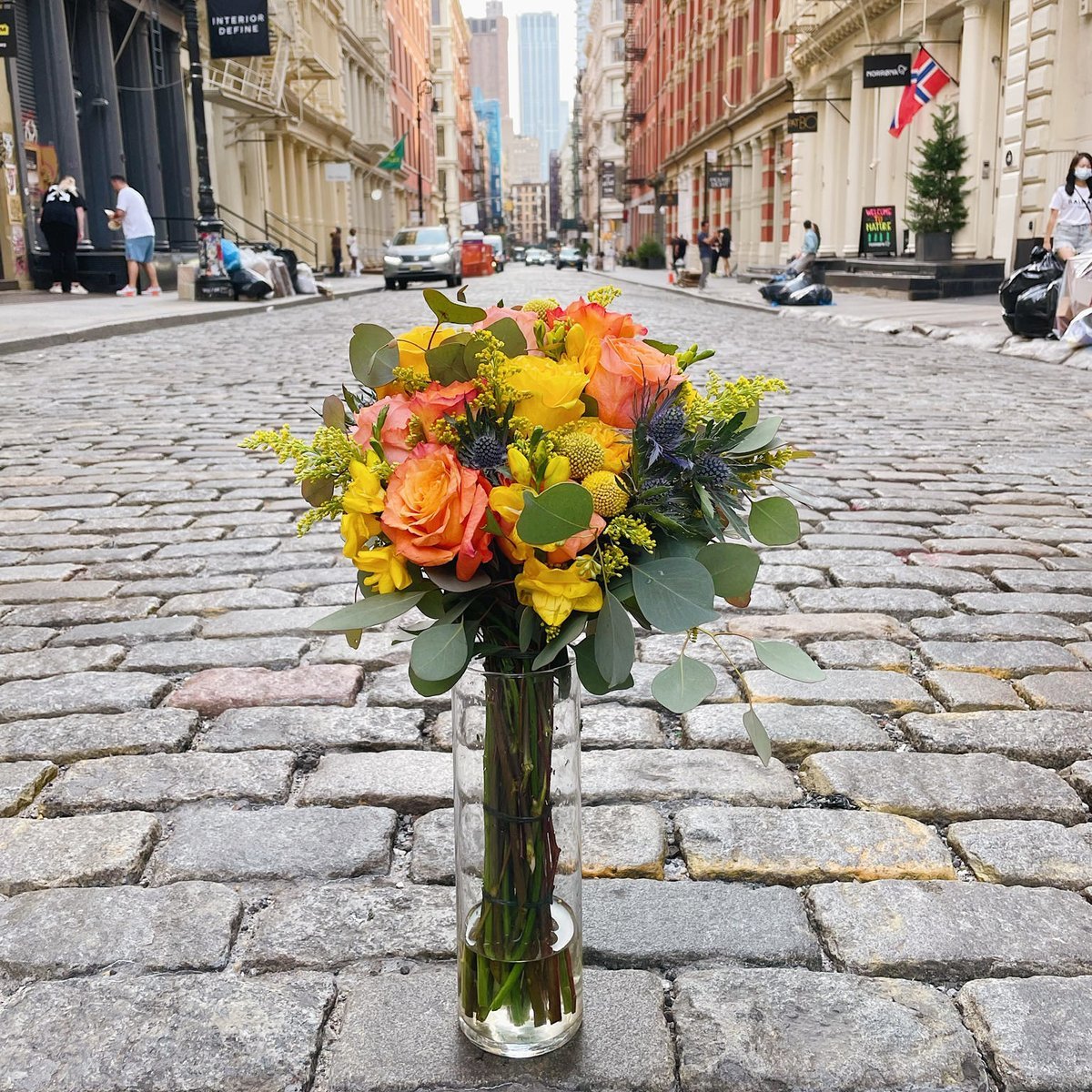 Manhattan Florist & Flower Delivery Scotts Flowers NYC