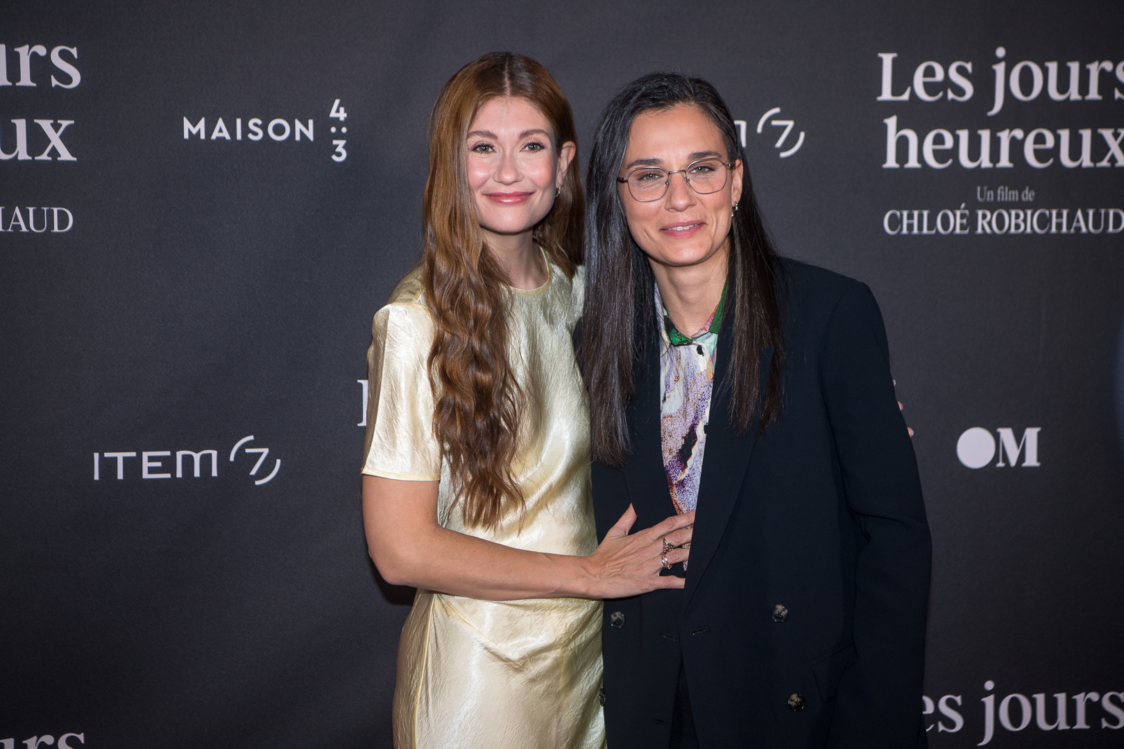 Katherine Levac et ChloÃ© Robichaud superbes Ã la premiÃ¨re de Les
