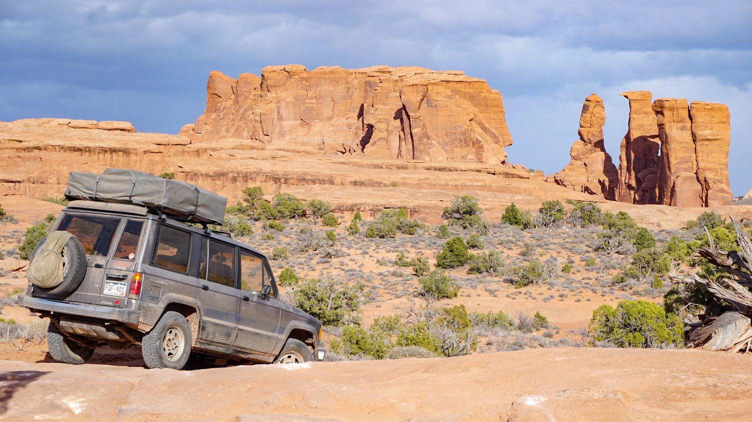 Dinosaur Tracks, Unbelievable Rock Formations and Arches National Park