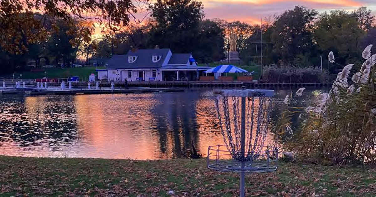 Top 10 Disc Golf Cities USA 2 Chicagoland, Illinois Release Point