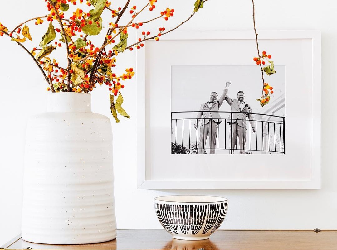 How to Choose the Right Frames for Your Walls