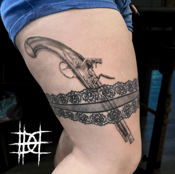 15 Charming Garter Belt Tattoo Ideas TattoosWizard