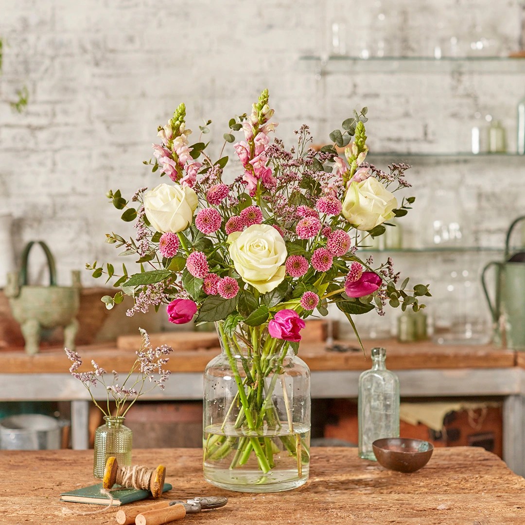 Fresh Flowers Subscription Service Freddie’s Flowers UK