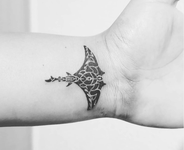 Everything You Wanted To Know About: Stingray Tattoos | Tattoos Wizard 487_x_595_jpg