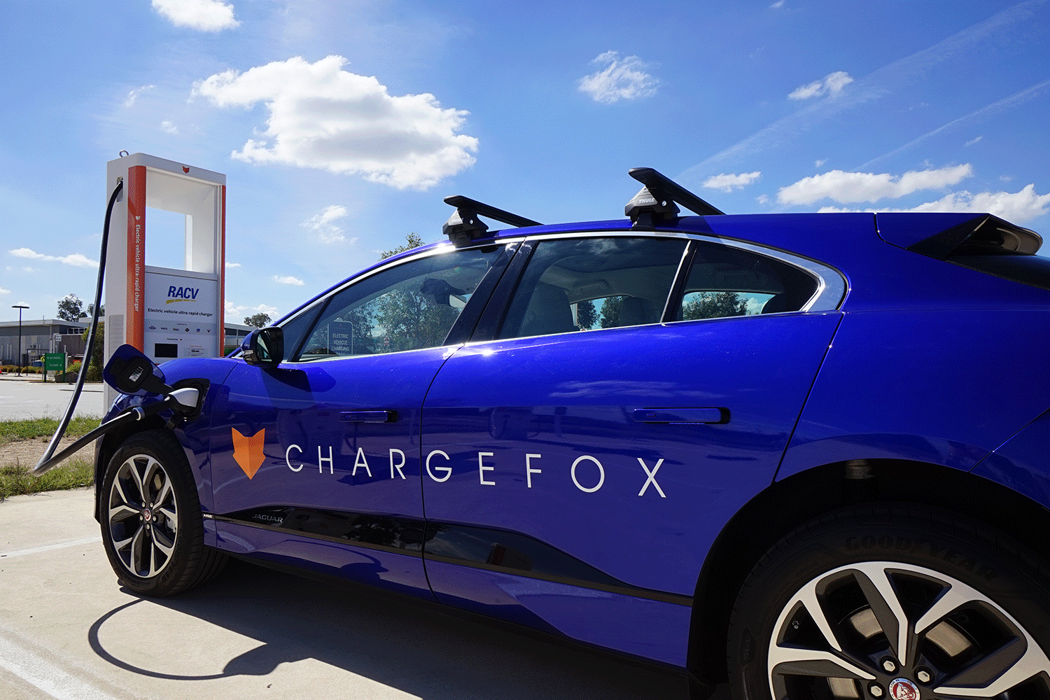 Australia's biggest EV charging company plans nationlinking network