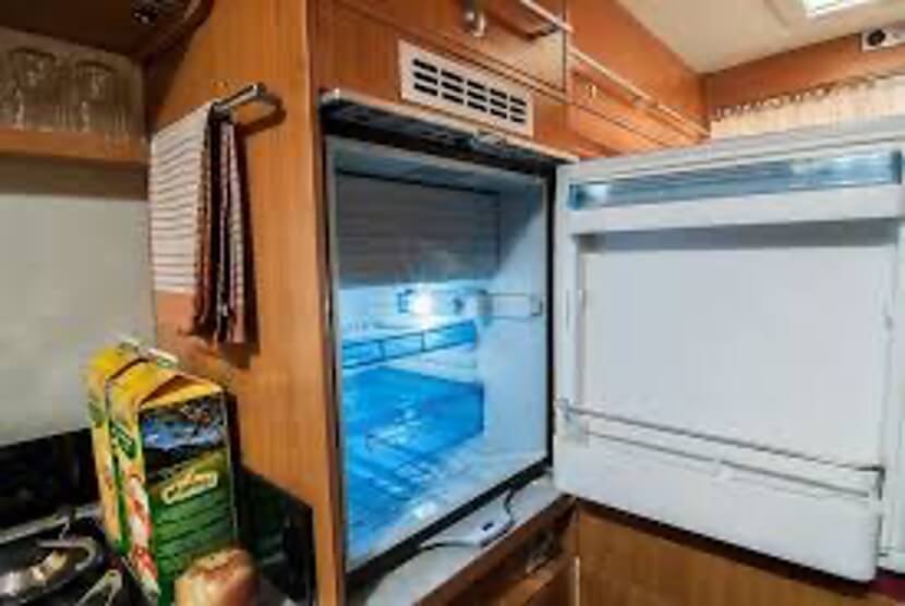 How Many Amps Does a Refrigerator Use?