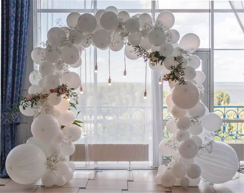 How to Make a Balloon Arch at Home
