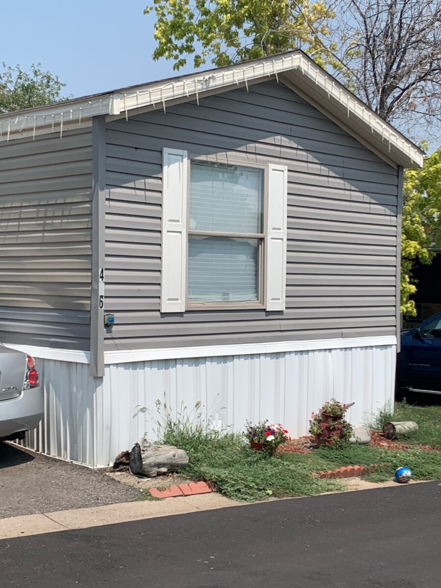 Recently Remodeled Kitchen 2015 Legacy Model 3 Bedroom 2 Bath Home