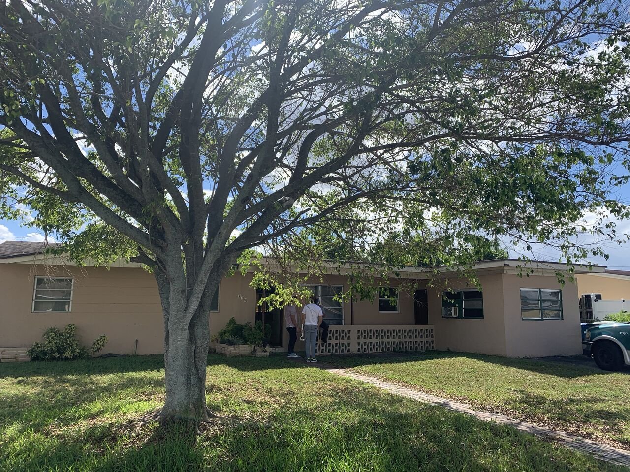 4510 nw 176th st Miami Gardens, Florida 33055 (OFF MARKET STAR ADDRESS