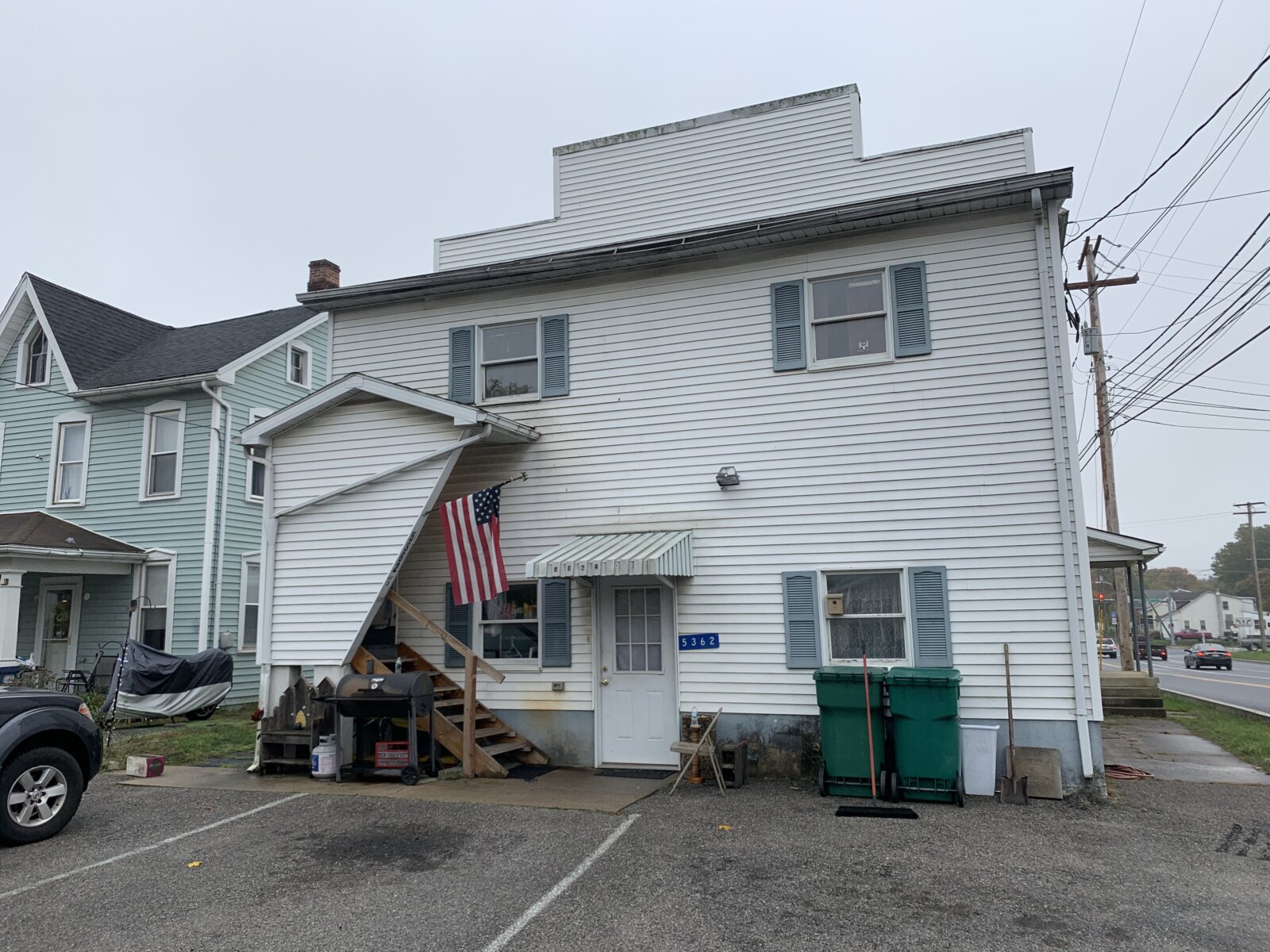 Cash flowing duplex in Chambersburg, Pa for only 87,359!! Gross rent