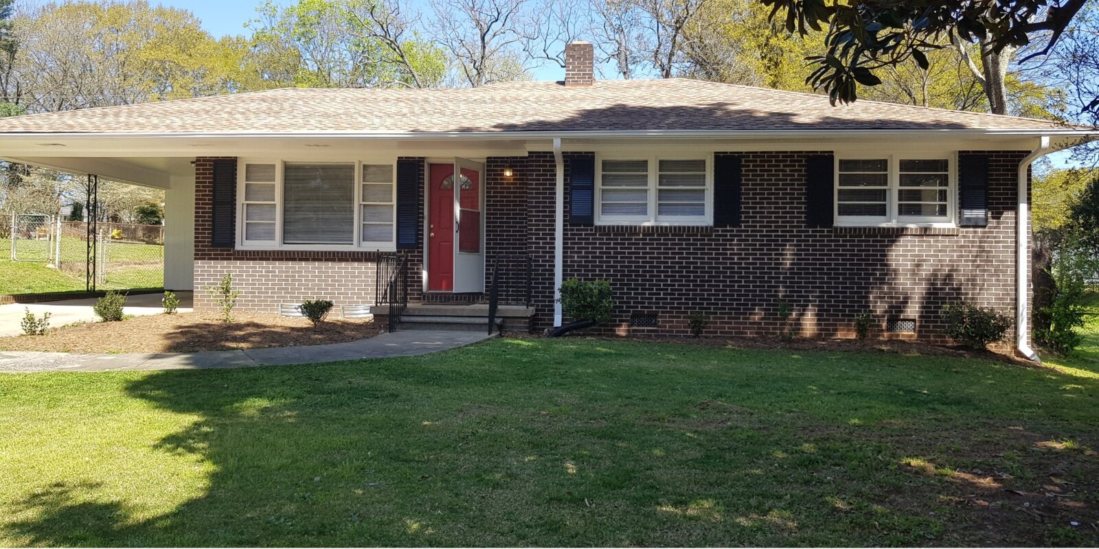 136 Continental Dr, Spartanburg, SC 29302 Primera Casa