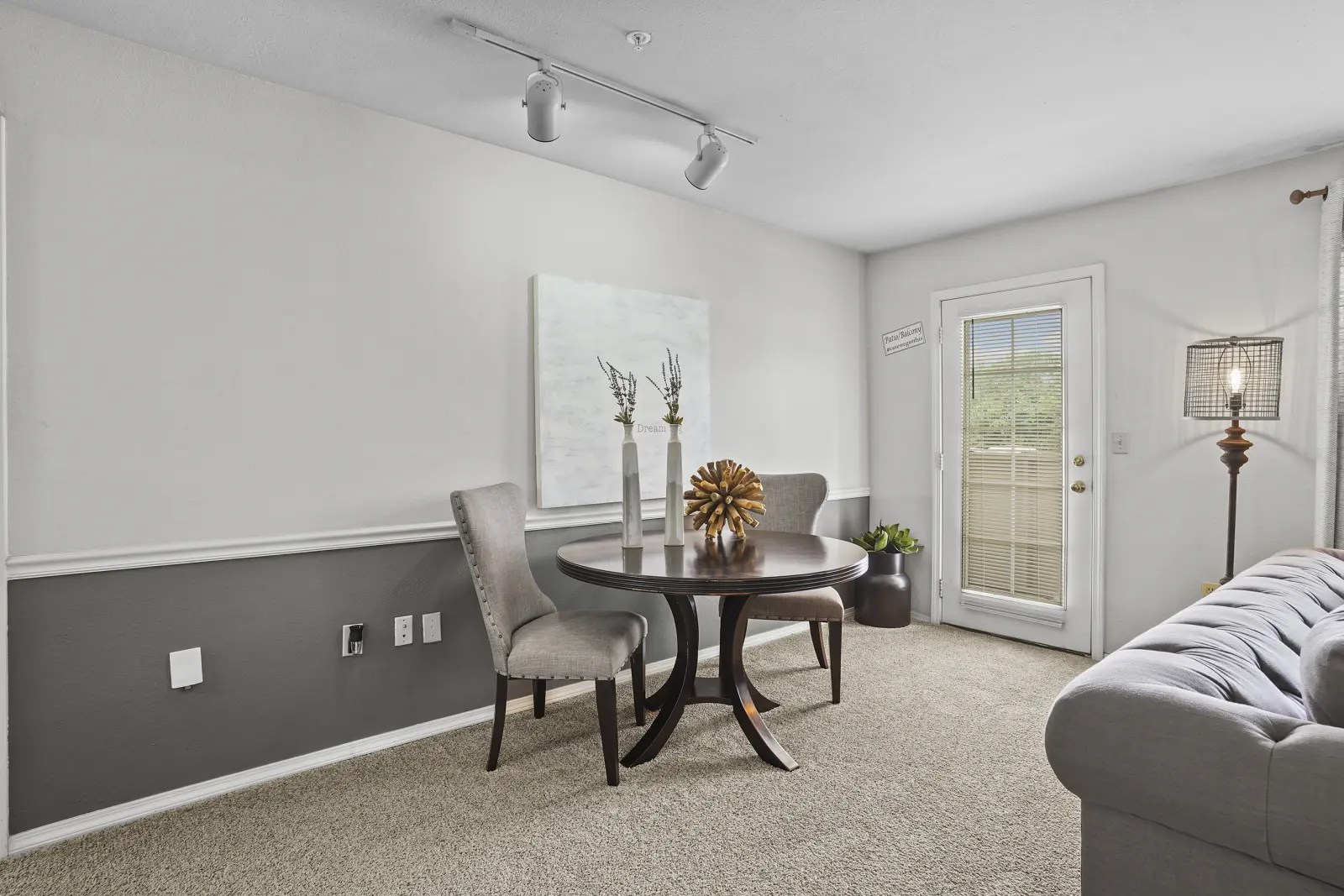 Photos of The Remington Apartments in Wichita, KS