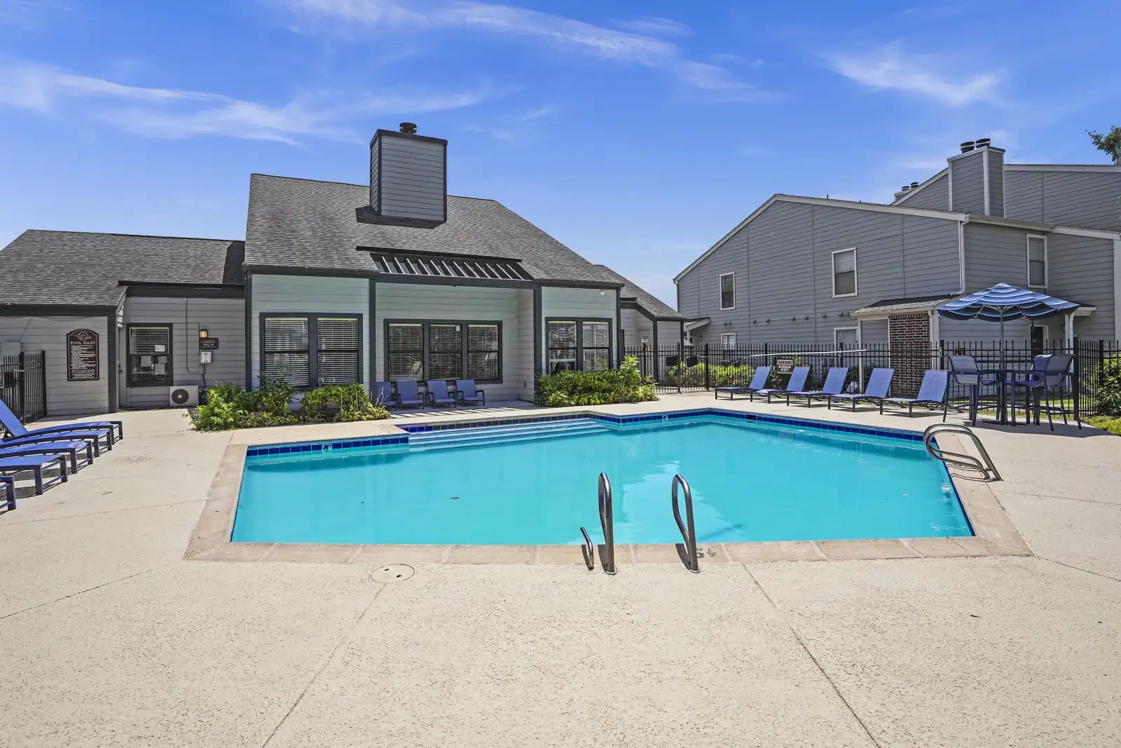 Photos of Cedar Glade Apartments in Tulsa, OK