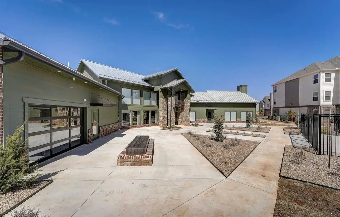 Photos of Ridge at 66 Apartments in Yukon, OK