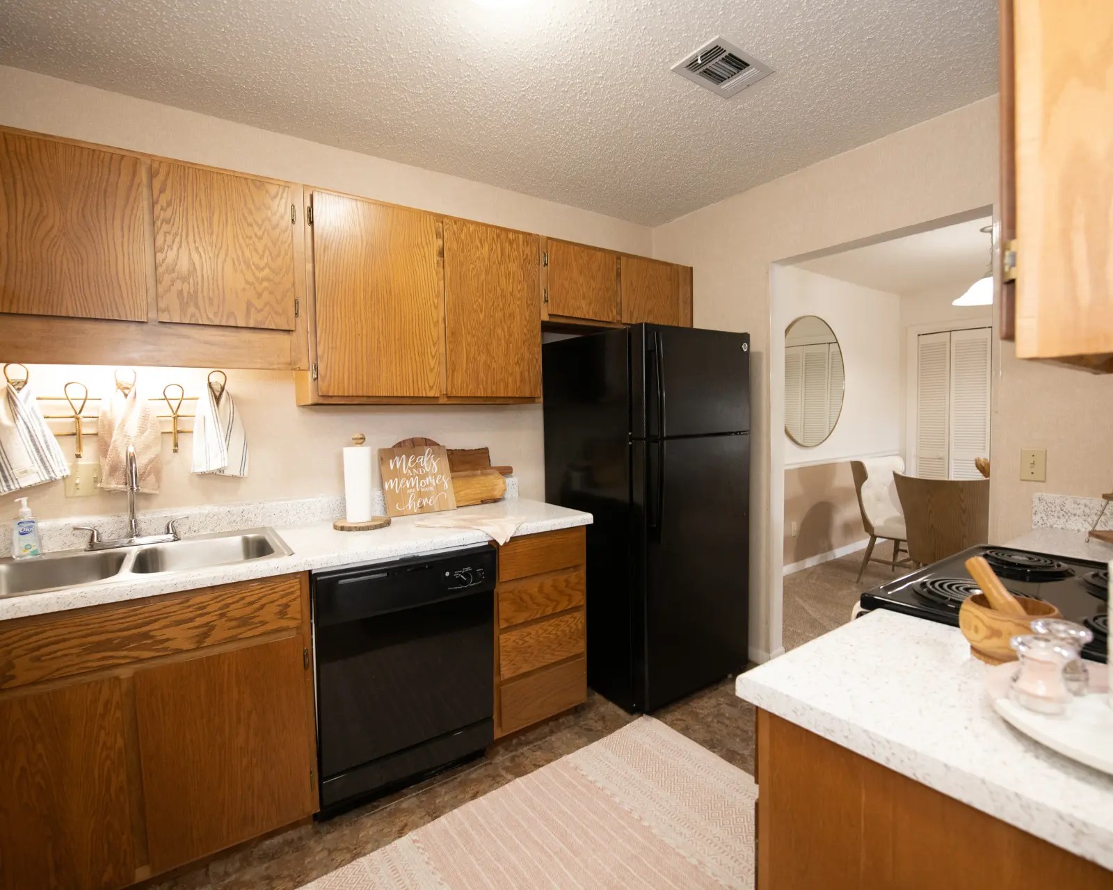 Photos of The Mark Apartments in Ridgeland, MS