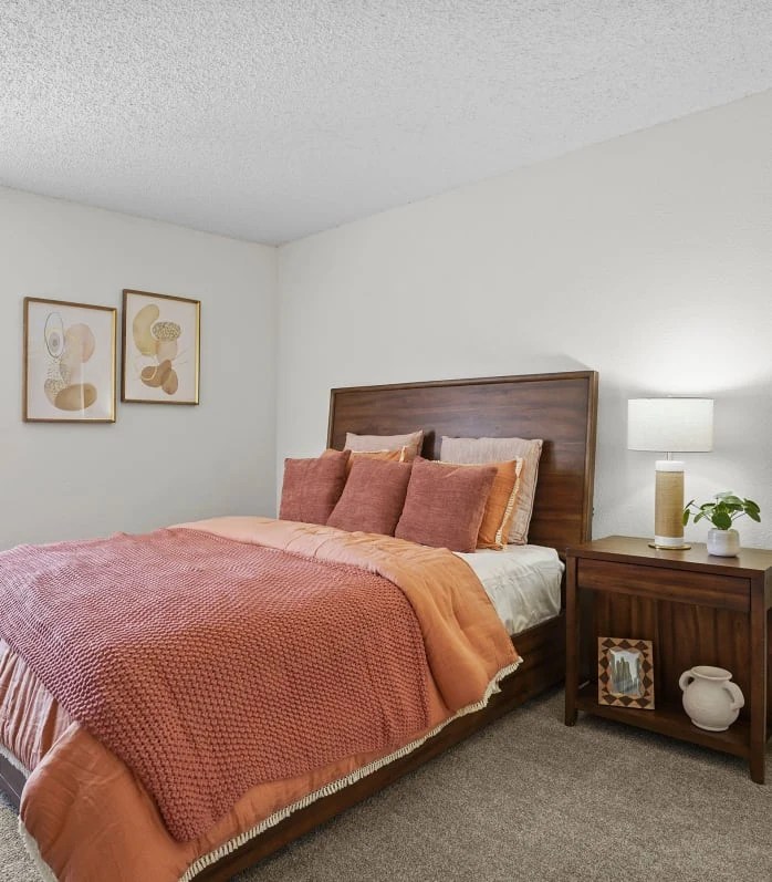 1, 2, and 3 Bedroom Apartments in Tulsa Cedar Glade Apts