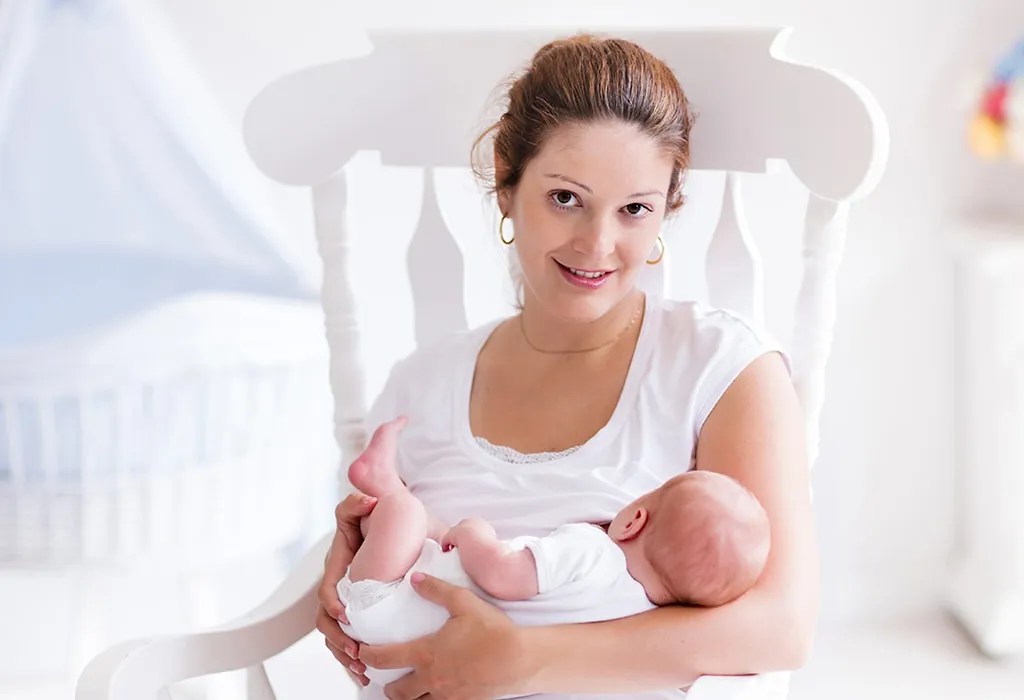 When & How to Start Giving Water to Babies?