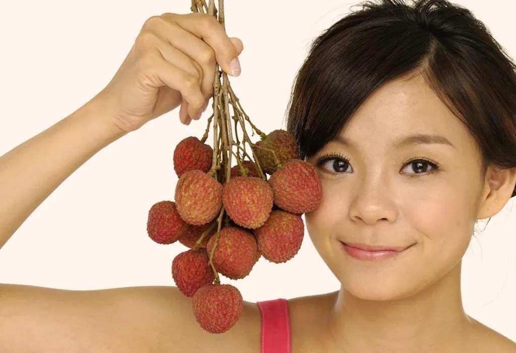 Is It Safe To Consume Lychee (Litchi) During Pregnancy?
