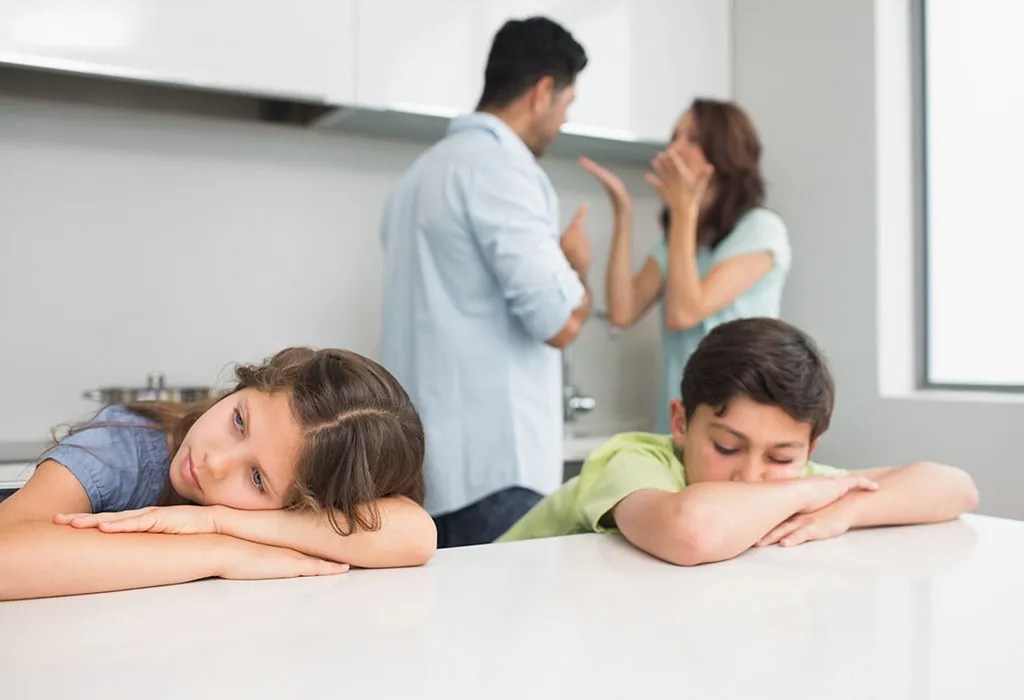 6 Effects of Parents Fighting in Front of Children