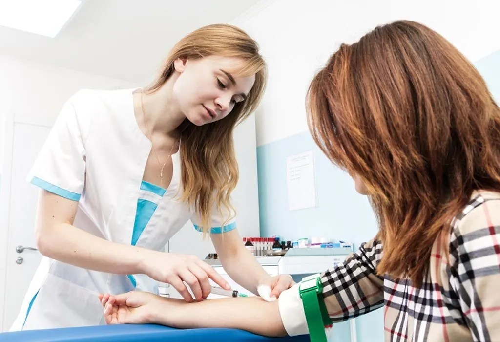 Blood Test for Pregnancy Types, Results, Risks & Accuracy