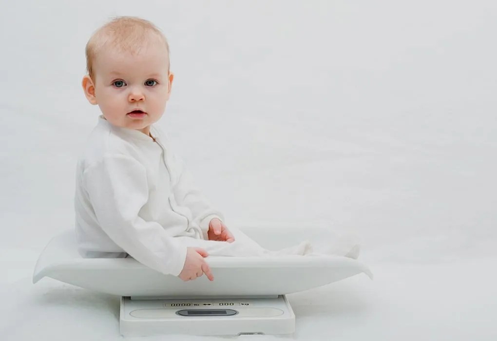 Overfeeding Infant Causes, Signs & Prevention