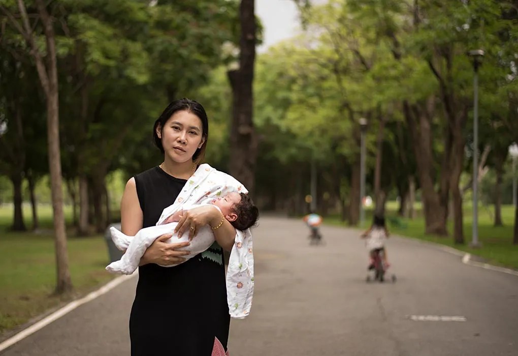 When To Take a Newborn Out in Public Place Baby's First Outdoor Visit