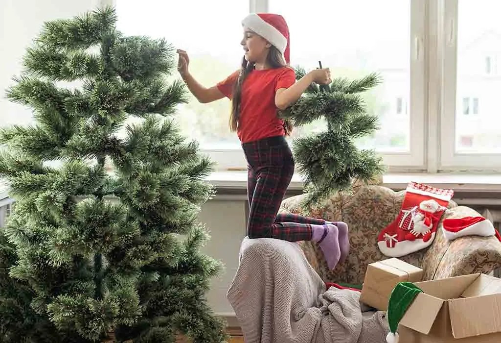 15 Tips on How to Baby Proof a Christmas Tree
