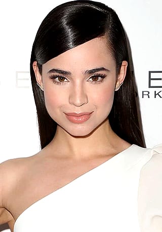 Sofia Carson | Celeb Hottie