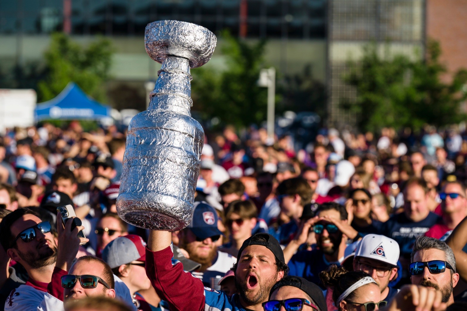 Avalanche vs. Lightning Live updates and highlights from Game 2 of the
