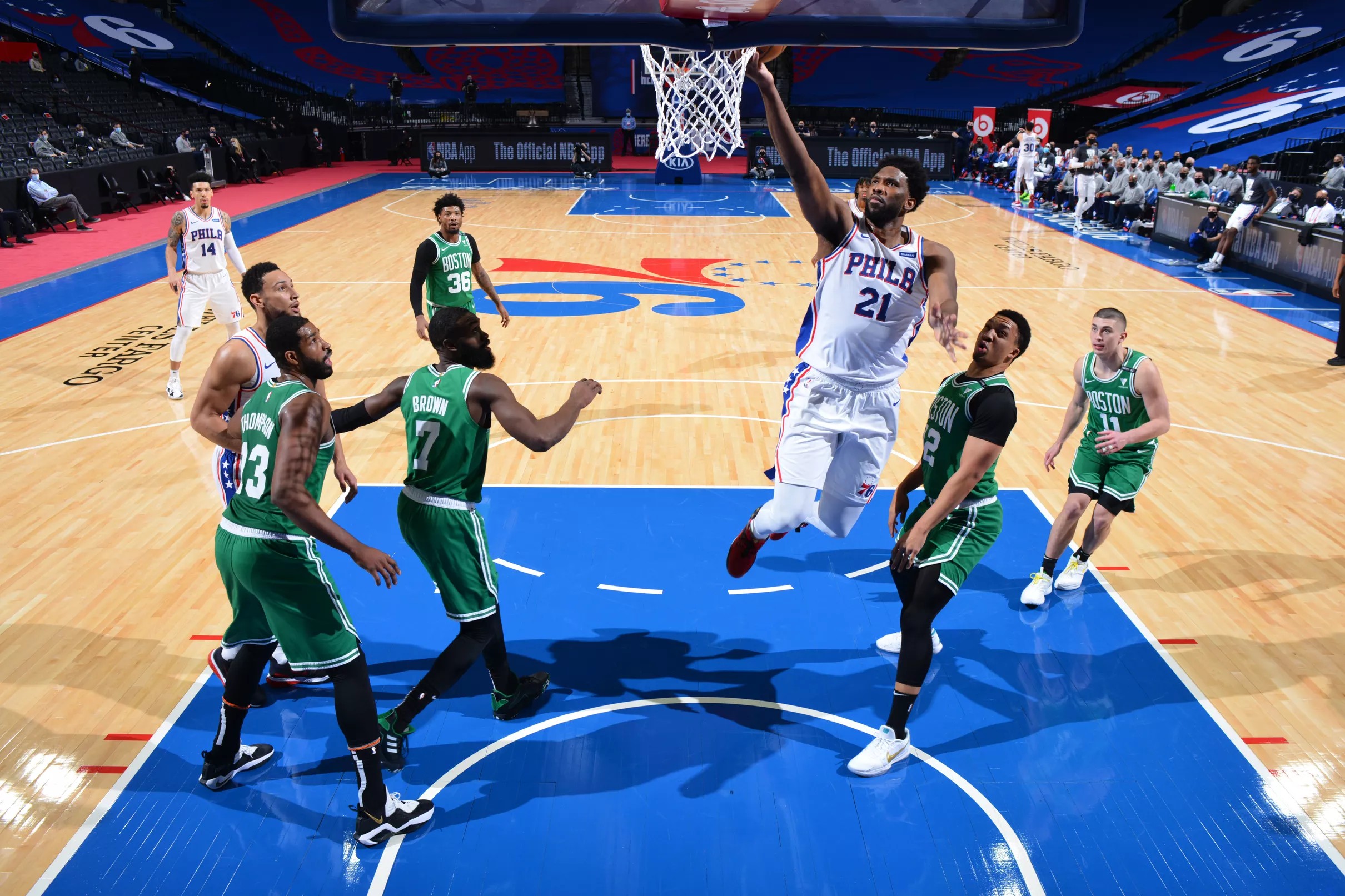 Celtics’ defense looks mortal against a player they usually have