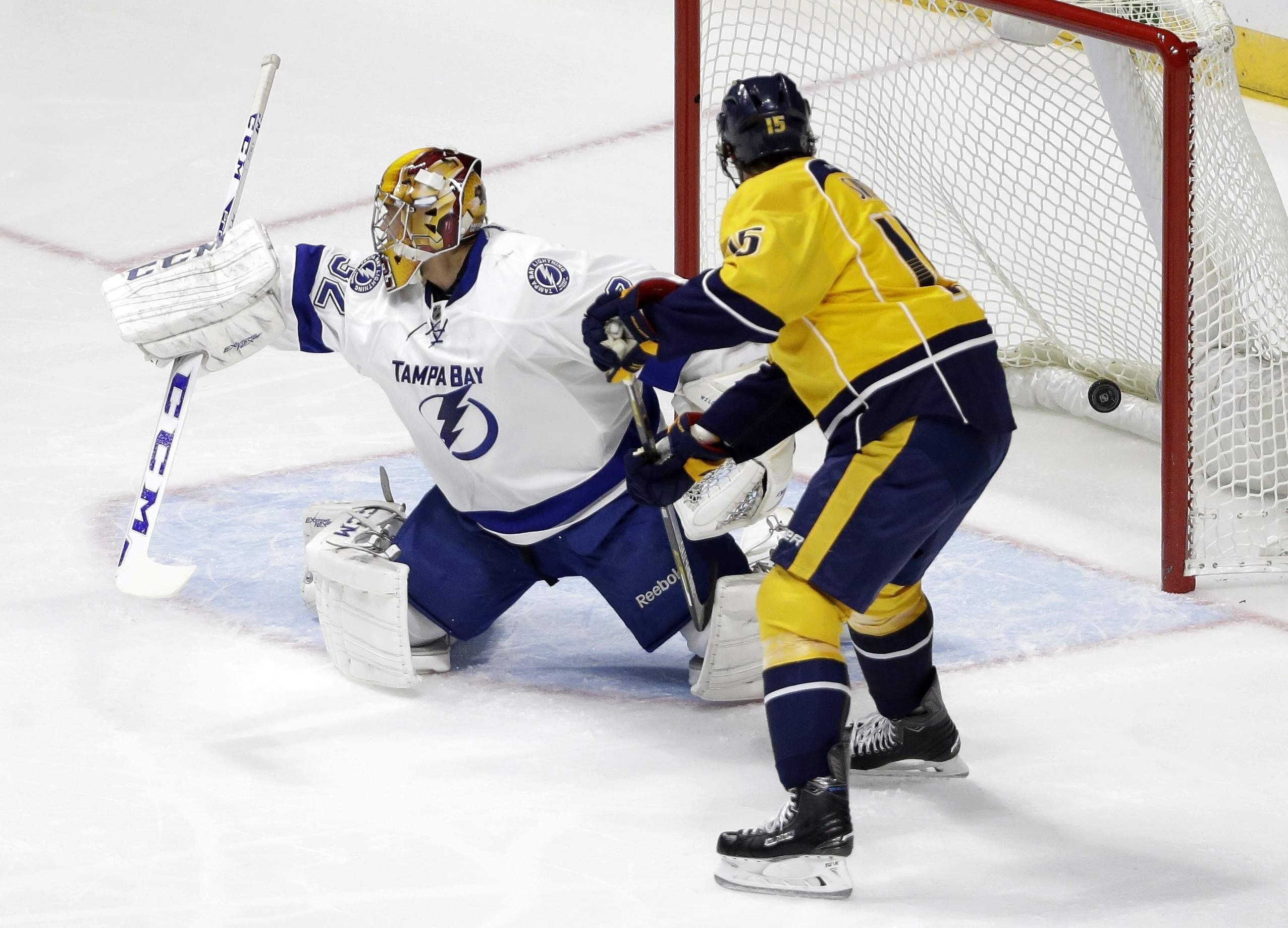Lightning goalie Wilcox, 22, adjusting quickly to life in the pros