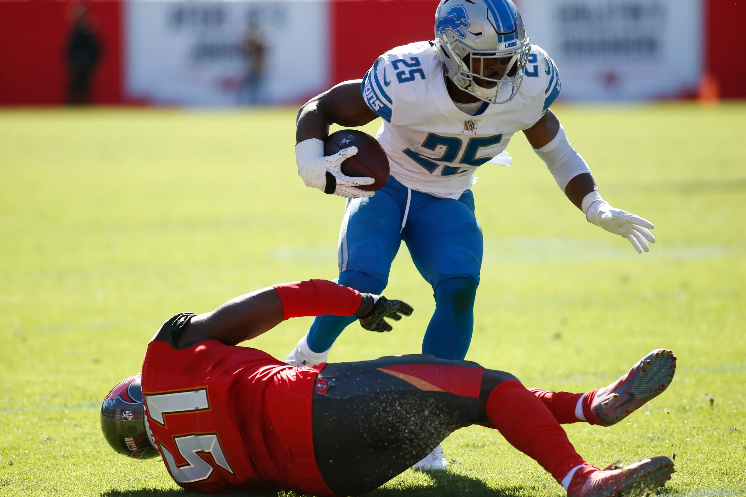 LionsBuccaneers final score Tampa Bay loses again in turnover fest