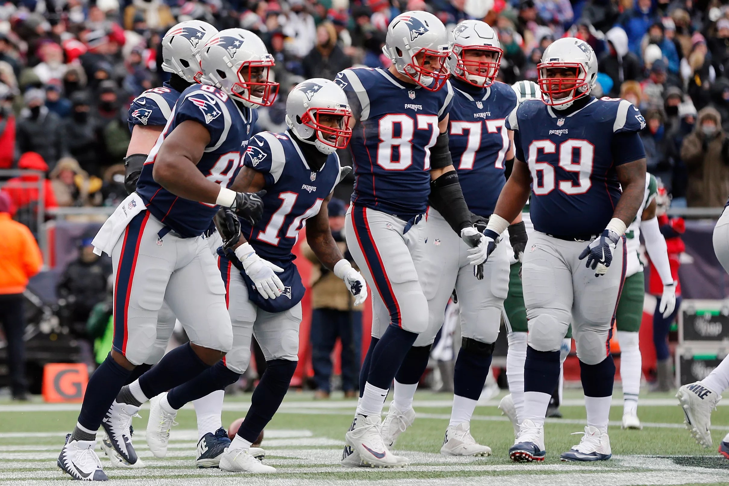 Patriots clinch homefield advantage in playoffs with win over the Jets
