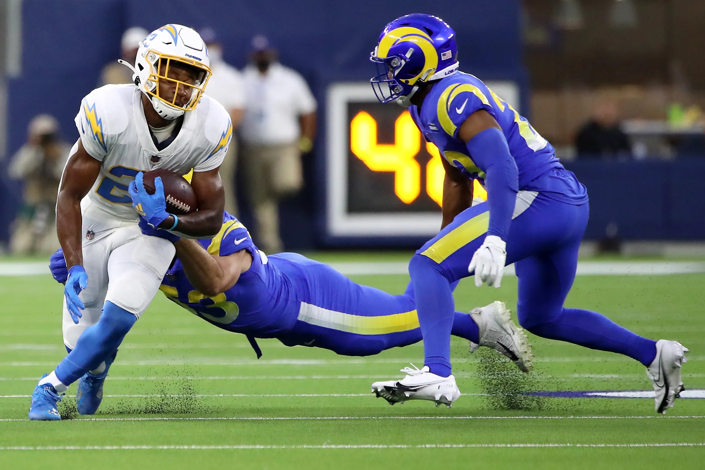 Random Ramsdom What are your thoughts on Rams vs Chargers 2022?