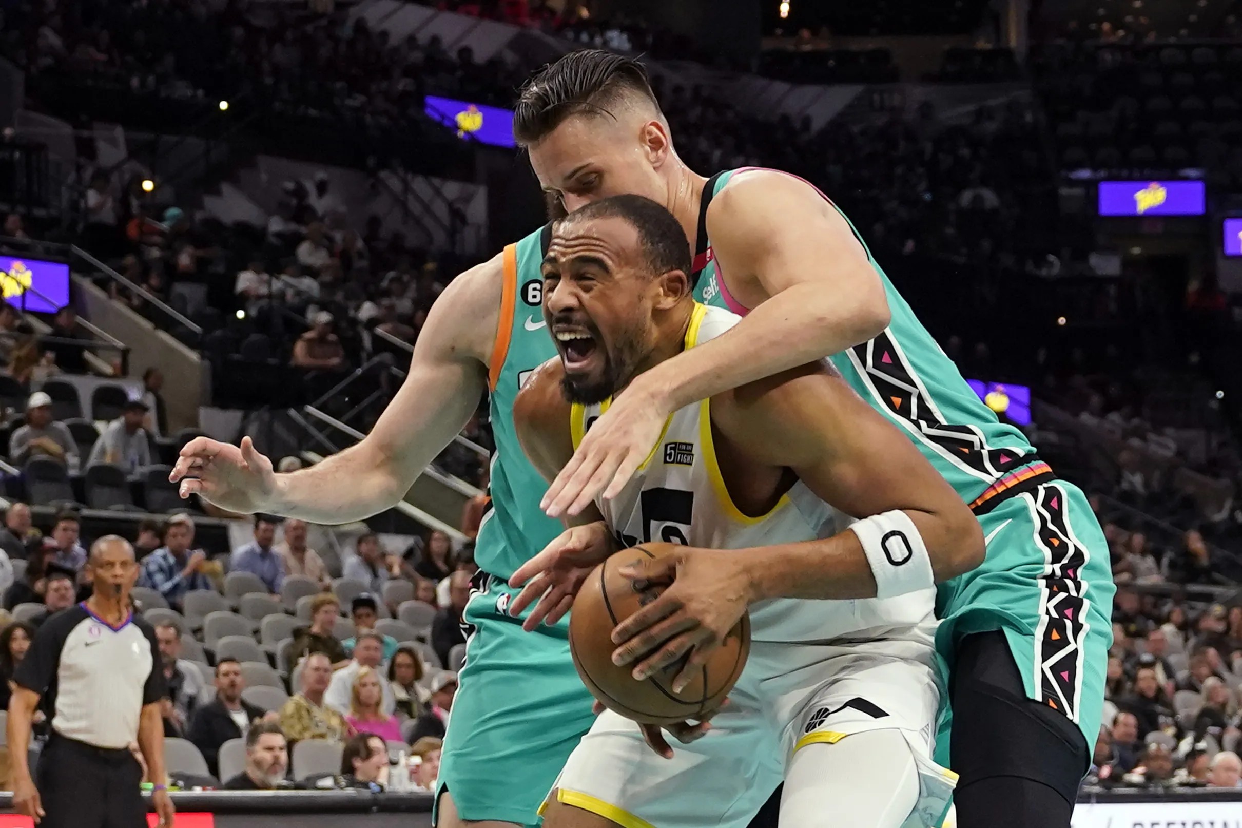 San Antonio vs. Utah, Final Score Shorthanded Spurs fall in fourth