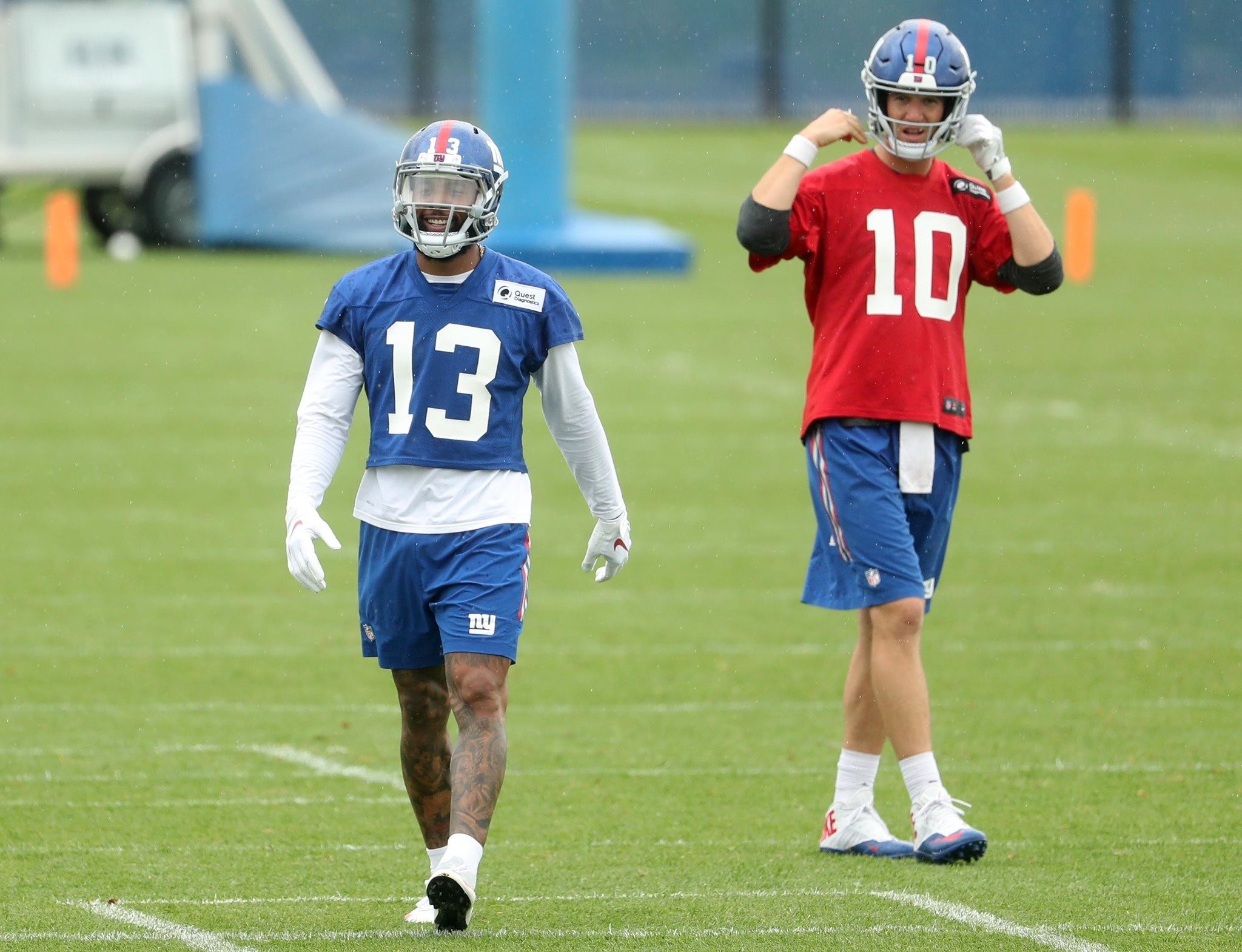 WATCH Eli Manning, Odell Beckham Jr. throwing after Giants' minicamp