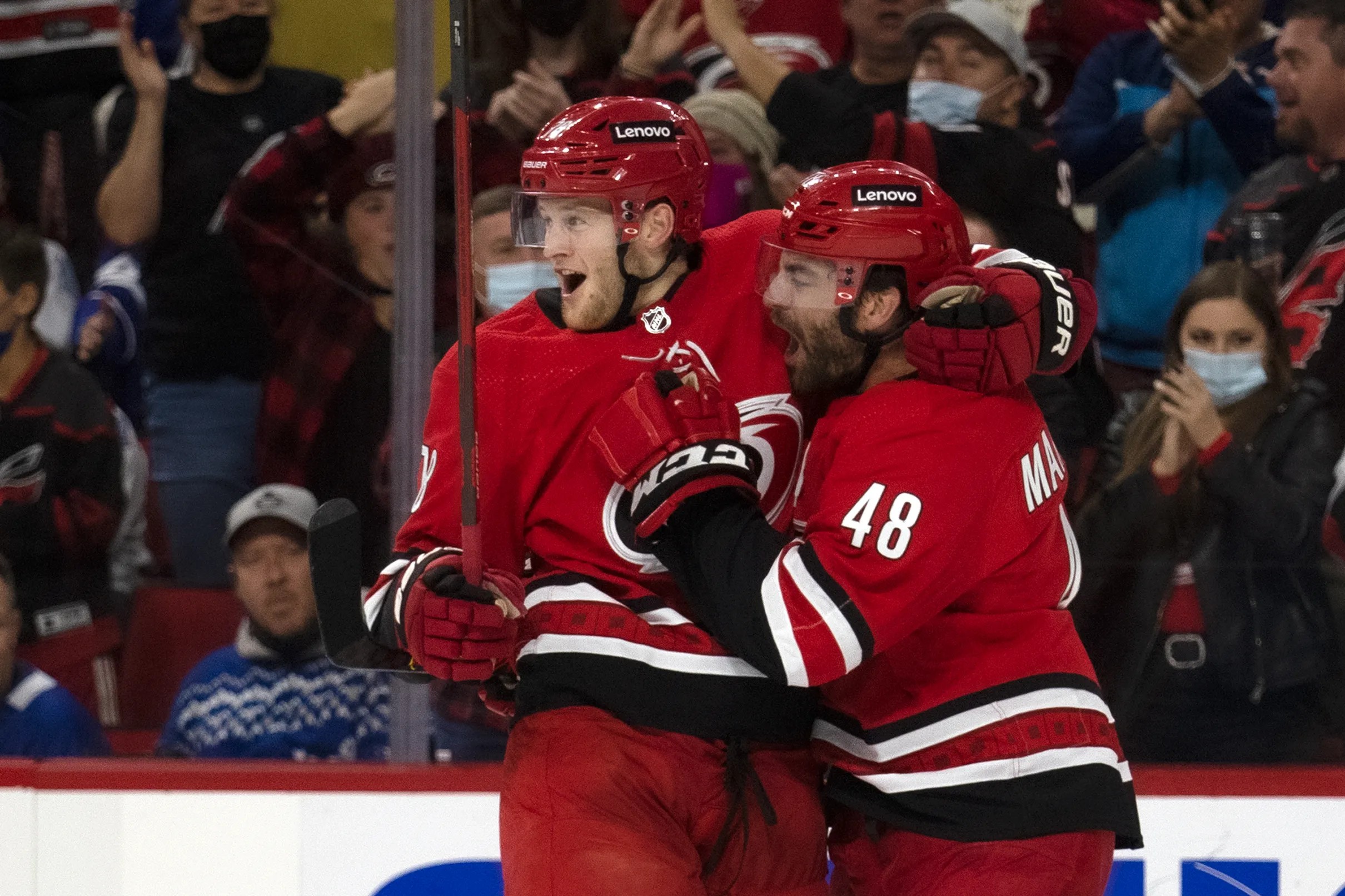 Canes beat Maple Leafs, tie franchise record with fifth straight win to