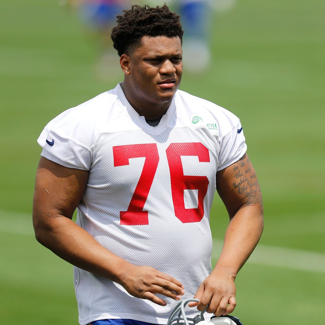 Ereck Flowers sits out Giants practice with hip flexor injury