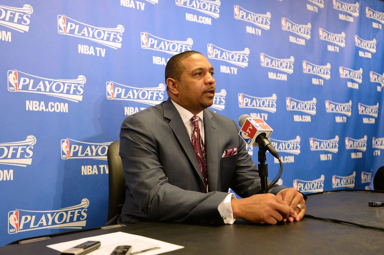 New York Knicks Charles Oakley endorses Mark Jackson