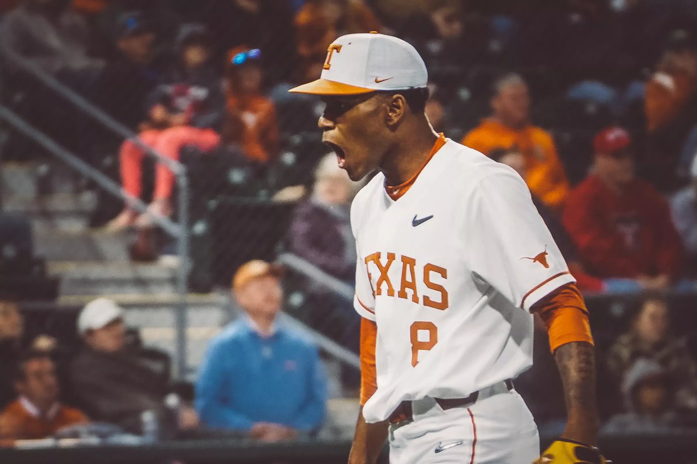 No. 12 Texas baseball completes comeback over No. 11 Texas Tech, wins 43
