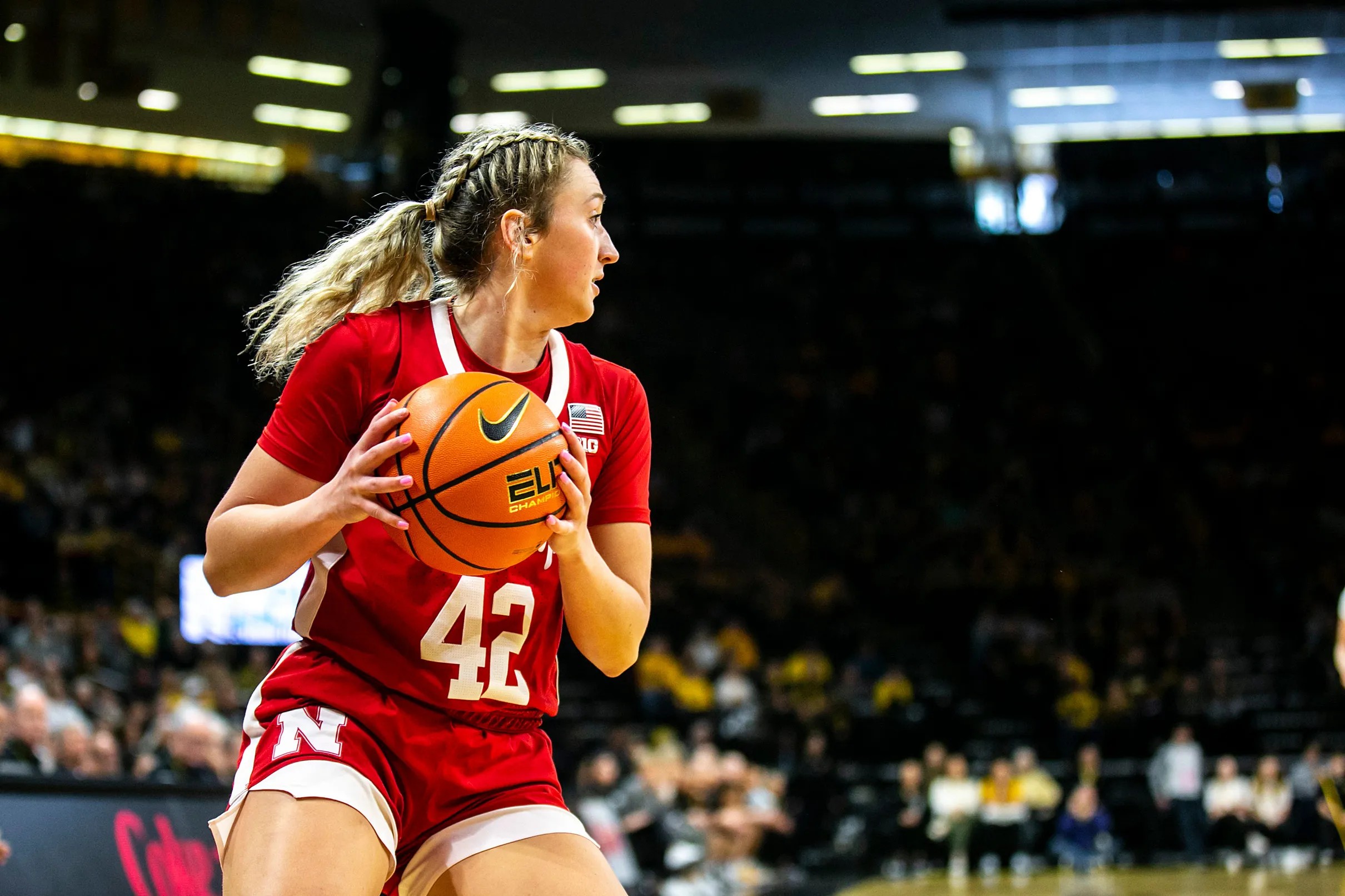 Nebraska WBB Hangs on for 7167 Win vs Michigan State